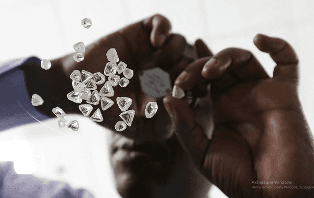 Botswana Weighs Tax Hikes as Diamond Slump Erodes State Income